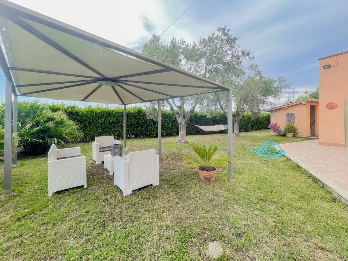 Villa In Campagna Tra Natura E Verde Montalto di Castro Esterno foto